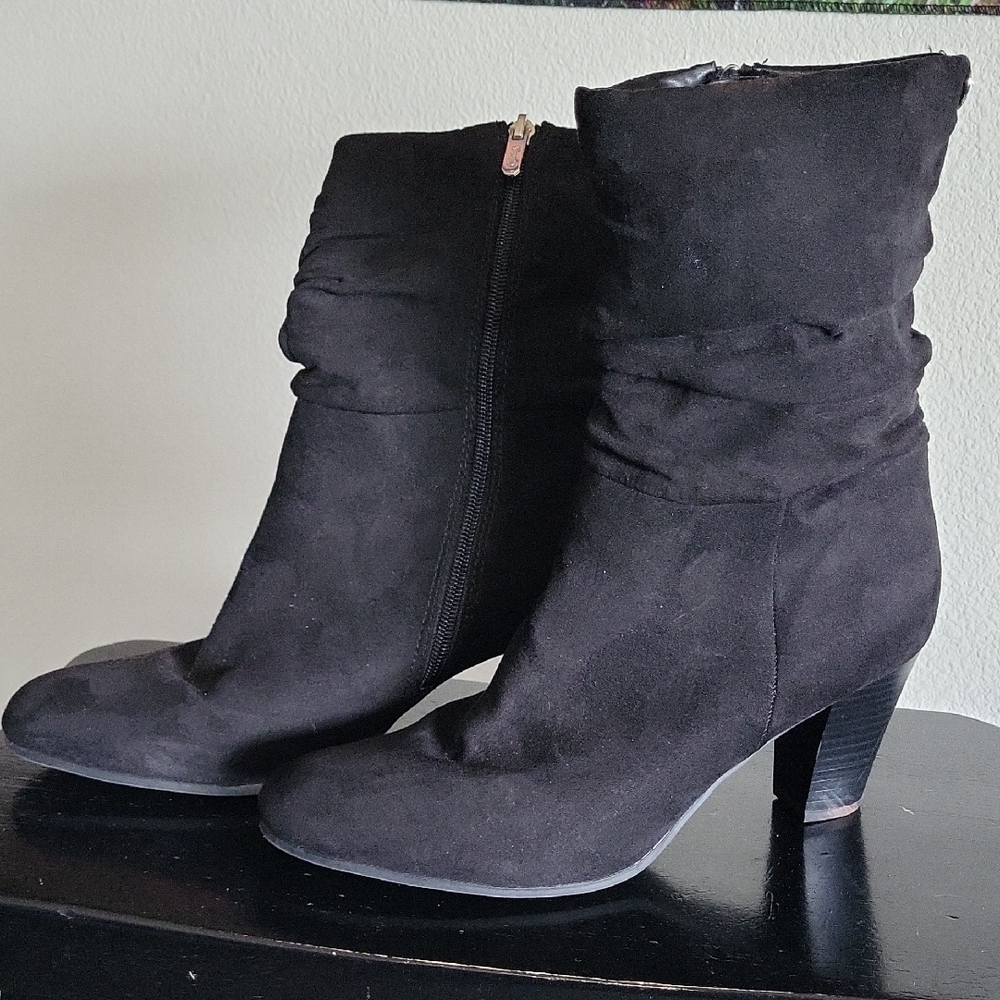 Elegant Black Women's Boots